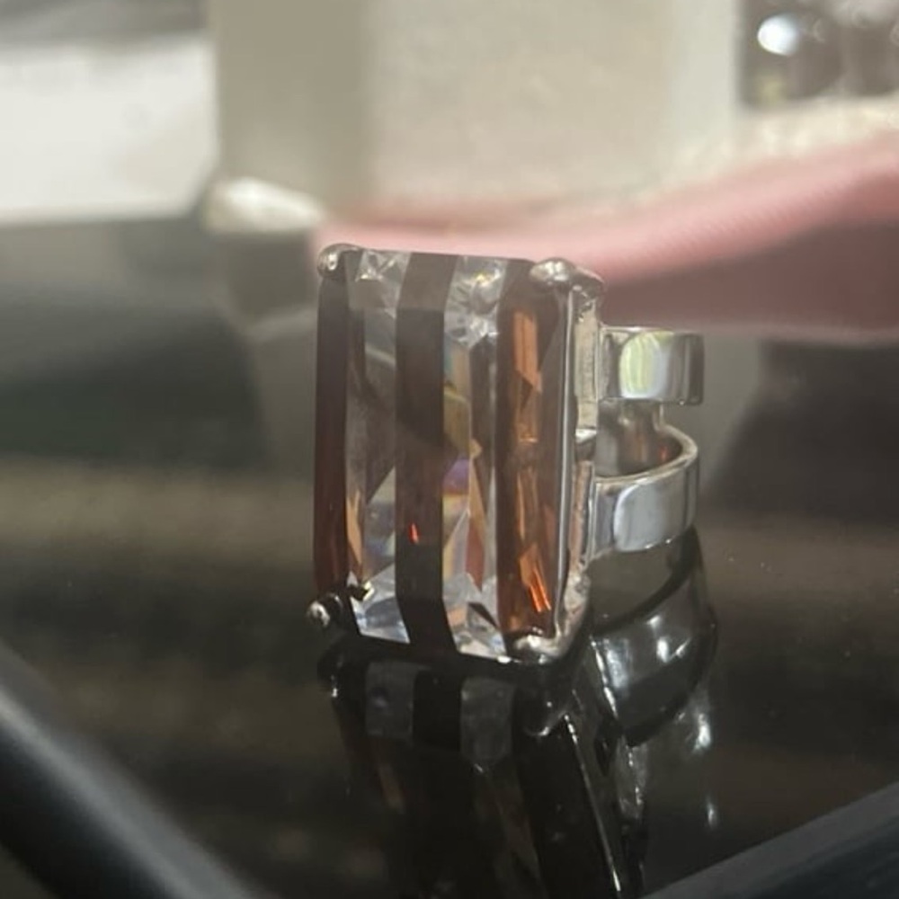 Henribendel Ring Size 6 Large Rectangular Crystal… - image 4